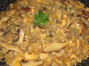 Shiitake sa mesom i jajima