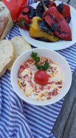 Salata od pečenih paprika