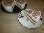 Vanil torta sa jagodama