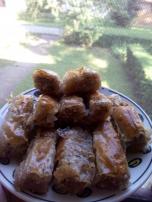 Rol baklavice sa orasima i susamom