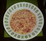 Salata sa pečenom paprikom, prazilukom i sirom