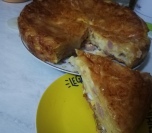 Pita sa kačkavaljem i šunkaricom