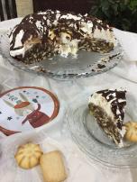 Mozaik torta sa keksom i bananama