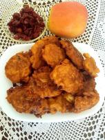 Uštipci sa jabukama i suvim grožđem